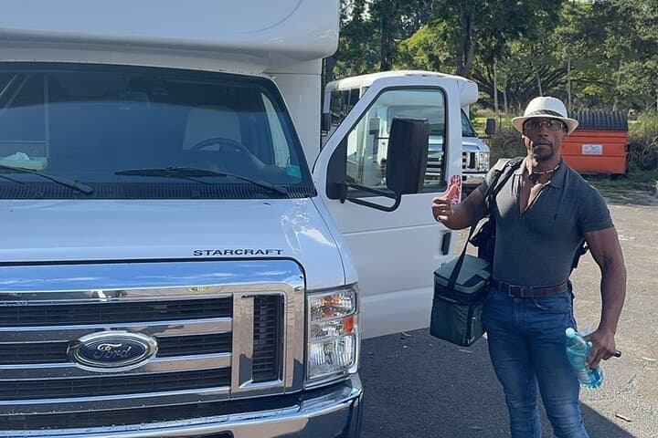 Hilo Mini-Bus Rental — 25‑Seat Shuttle with Driver‑Guide on Hawaii Island photo 2