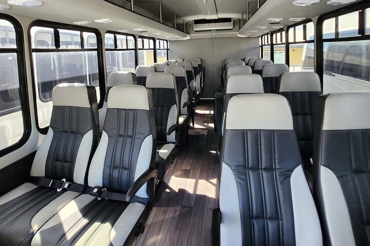 Hilo Mini-Bus Rental — 25‑Seat Shuttle with Driver‑Guide on Hawaii Island