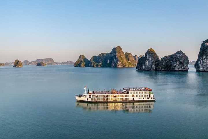 Luxury Indochine 2-Day Halong and Lan Ha Bay Cruise with Balcony Cabin photo 4
