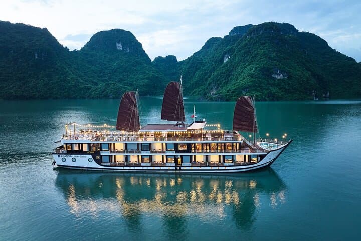 Amanda Cruise: Luxury 2-Day Halong & Lan Ha Bay Cruise Guide photo 2