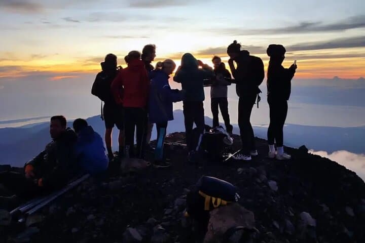Summit Mount Rinjani: 2-Day Trek to 3,726m Sunrise Viewpoint on Lombok photo 3