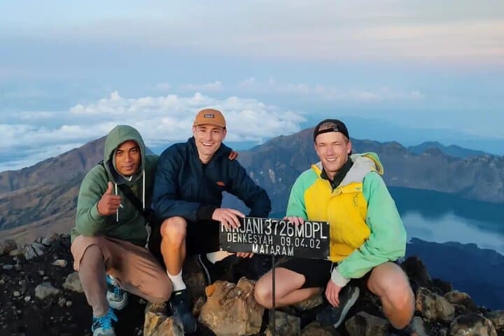 Summit Mount Rinjani: 2-Day Trek to 3,726m Sunrise Viewpoint on Lombok photo 5