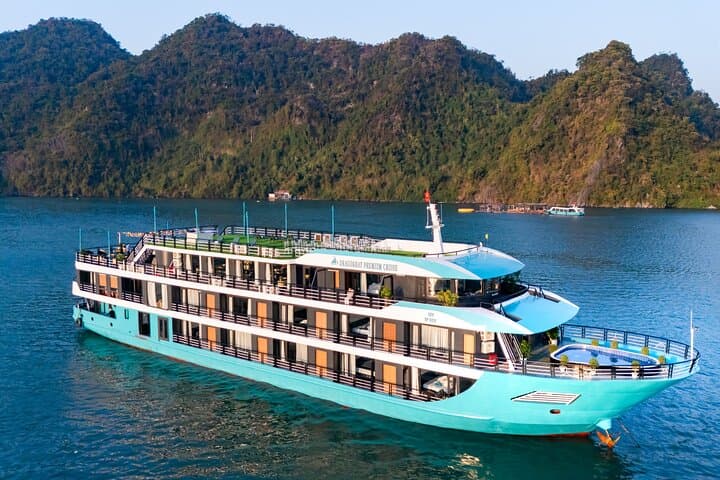2-Day Dragon Bay Cruise: Halong & Lan Ha Bay Luxury Cruise with Kayaking