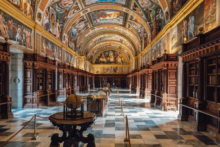 Private Day Tour to El Escorial and Segovia from Madrid photo 2