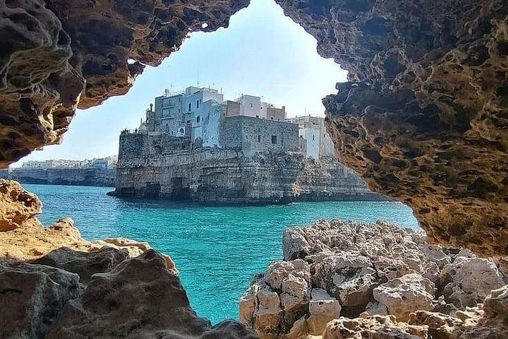 Polignano Caves Boat Tour from Bari: Sea Caves, Cliffs & Old Town Free Time photo 4