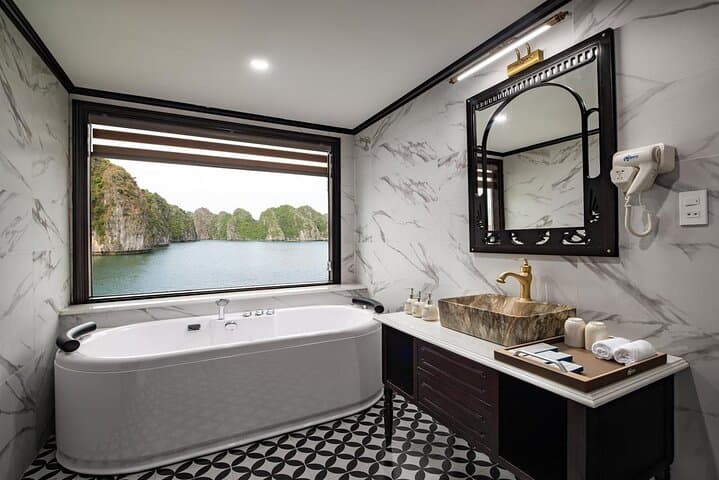 3-Day Ninh Binh & Lan Ha Bay Luxury Escape from Hanoi photo 2