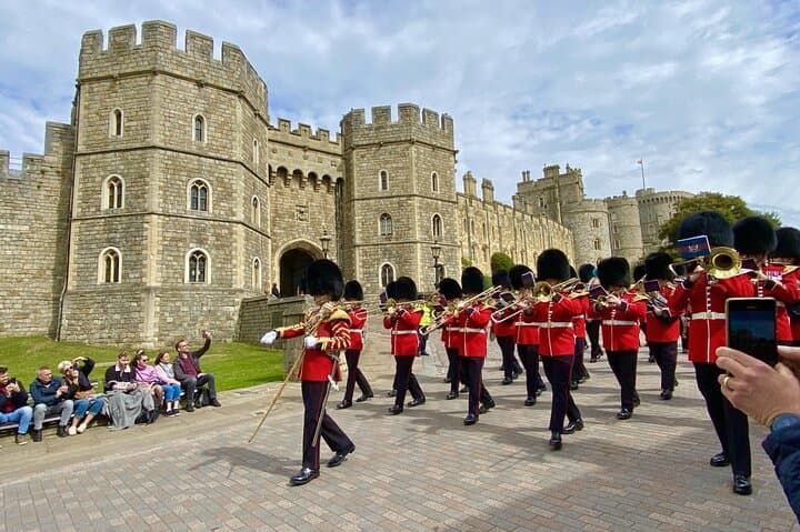 Stonehenge, Windsor Castle and Bath Day Tour with Lacock Pub Lunch photo 2