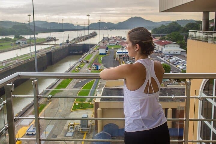 Express Panama Stopover: Canal Locks, Cinta Costera & Casco Viejo in Half a Day photo 2
