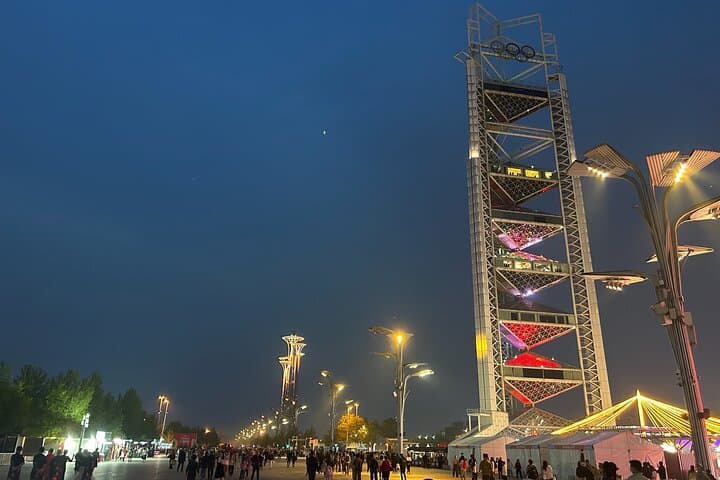Beijing Night Walking Tour & Street Food Tasting — Tiananmen to Houhai After Dark photo 6