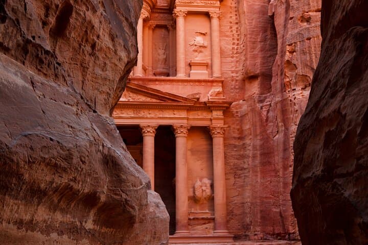 Southern Jordan: 5-Day Petra, Wadi Rum & Dead Sea Adventure