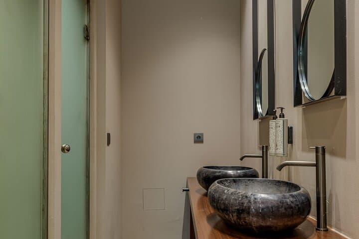 Couples Aromatherapy Massage in Fira, Santorini — Private Zen Spa Experience photo 5