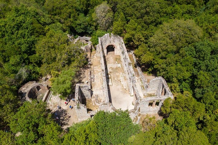 Saranda All-Inclusive Day Tour: Butrint, Ksamil, Blue Eye & Lekuresi Castle photo 3