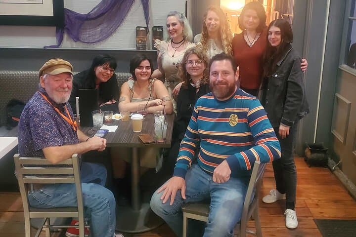 Savannah Haunted Pub Crawl: Night Walking Ghost Tour & Historic Bar Crawl photo 3
