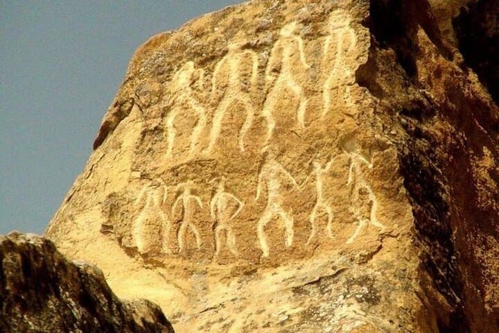 Gobustan Mud Volcanoes and Absheron Day Tour from Baku: Mud, Fire and Silk Road Sites photo 3