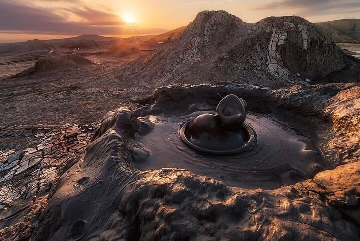 Gobustan Mud Volcanoes and Absheron Day Tour from Baku: Mud, Fire and Silk Road Sites
