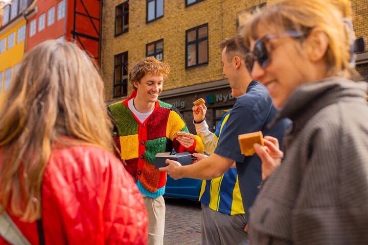 Copenhagen Pastry Walking Tour: Taste the Best Danish Wienerbrød and Kringle