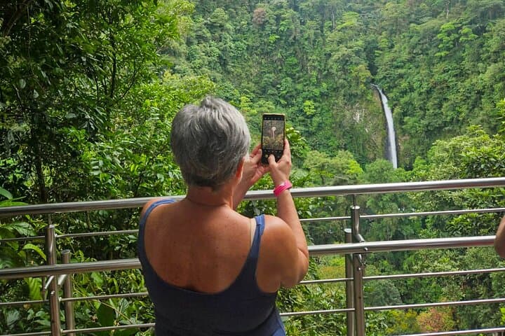 La Fortuna Waterfall Hike: 70m Cascade & 530 Steps photo 6