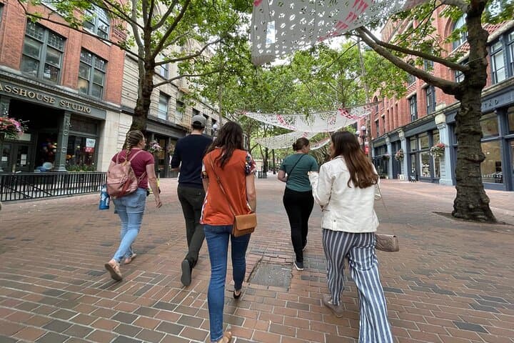 Downtown Seattle Walking Tour — Space Needle to Pike Place Market