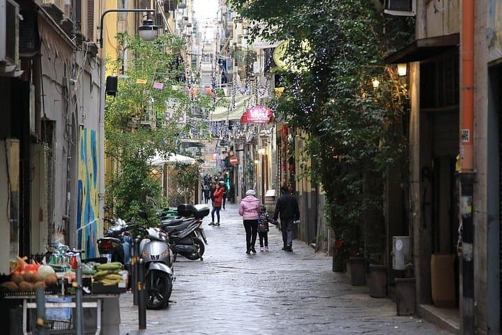Naples Pizza Origins Exploration Game: Self-Guided Old Town Food Quest