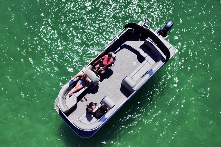 Half-Day 90HP Pontoon Rental to Shell Island — Panama City Beach photo 3