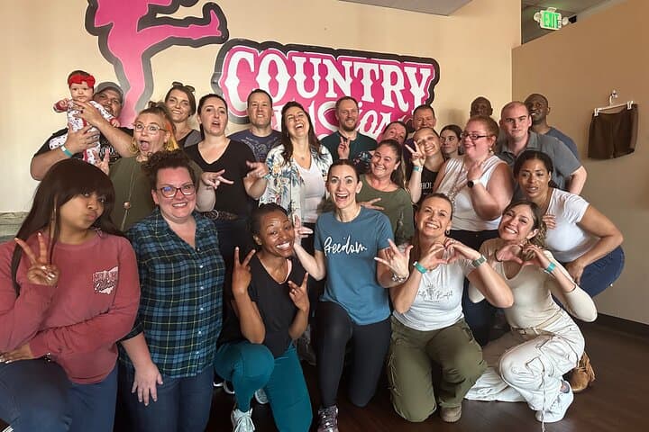 Private Dance Lesson Near Grand Ole Opry: Learn Nashville Line Dances with an Off-Broadway Pro photo 3