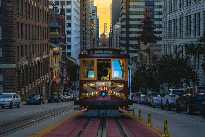 San Francisco Night Cable Car: Unlimited Rides with Self-Guided Audio Tour photo 4