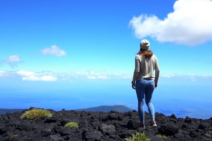 Explore Hawaii’s Big Island: Ultimate Hilo and Volcano National Park Day Tour