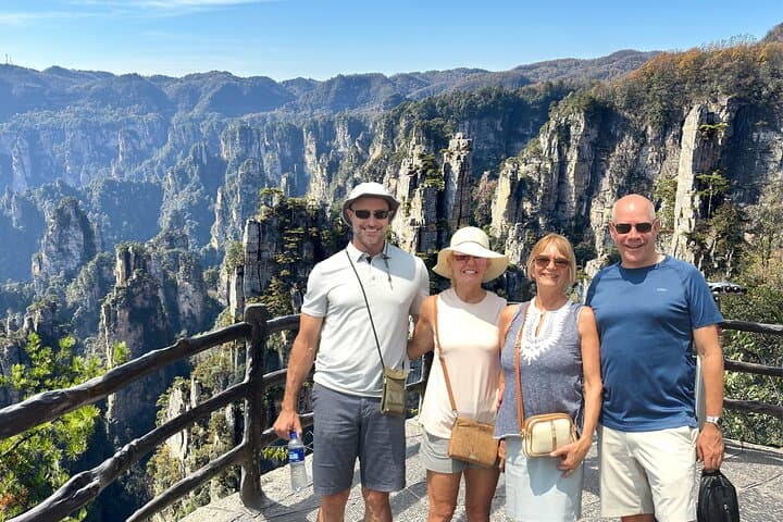 Zhangjiajie Forest Park Day Tour: Bailong Elevator, Avatar Peaks & Tianzi Views photo 2
