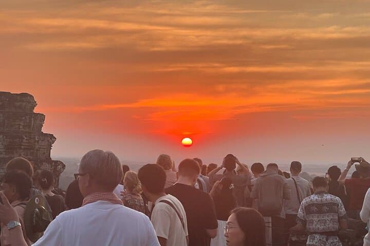 Angkor Wat Hidden Gems: Sunset & Small-Group Tour