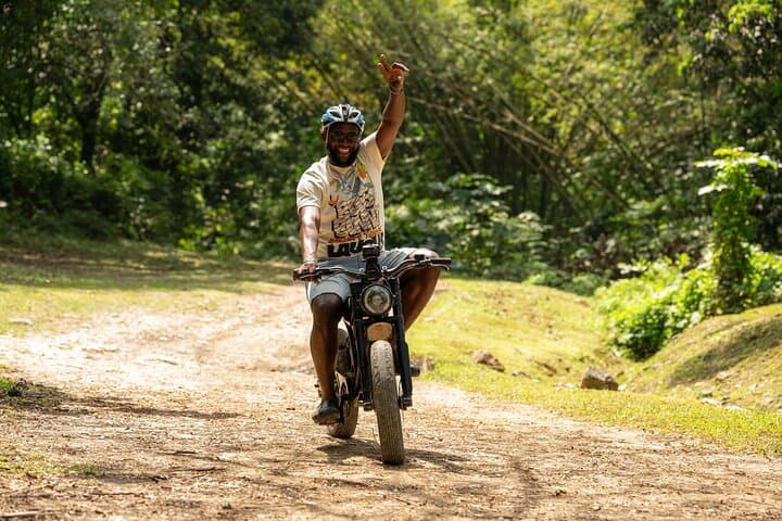 E‑Bike Ride and Appleton Rum Tasting at Good Hope Estate photo 5