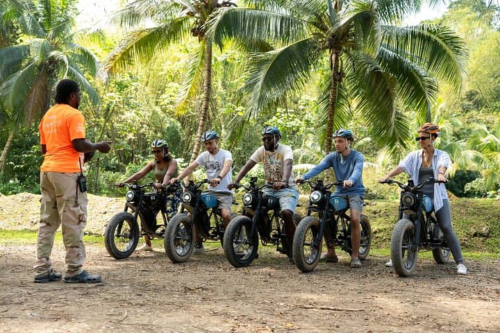 E‑Bike Ride and Appleton Rum Tasting at Good Hope Estate photo 3