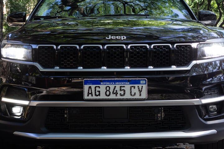 Luxury Mercedes-Benz Panoramic City Tour in Buenos Aires photo 6