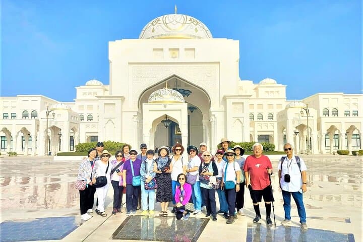 Abu Dhabi Premium Day Tour from Dubai: Sheikh Zayed Grand Mosque, Corniche & Cultural Highlights photo 3