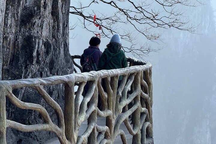 Zhangjiajie 3-Day Guide: Avatar Mountains, Glass Bridge & Tianmen photo 3