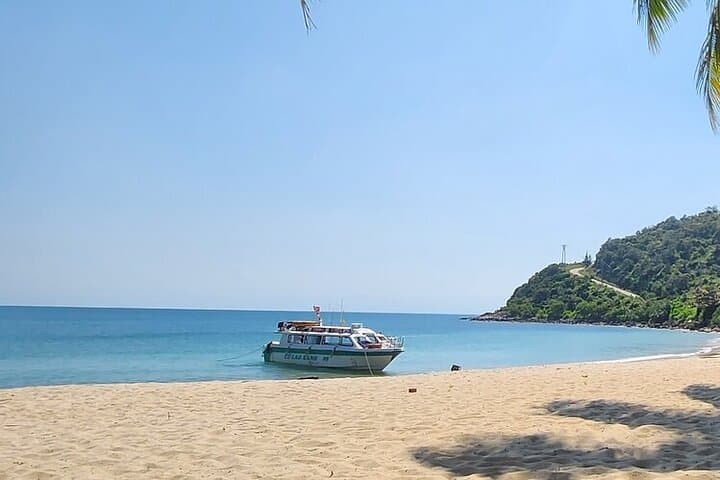 Cham Island Snorkeling Day Trip — Cu Lao Cham Marine Reserve Guide photo 2