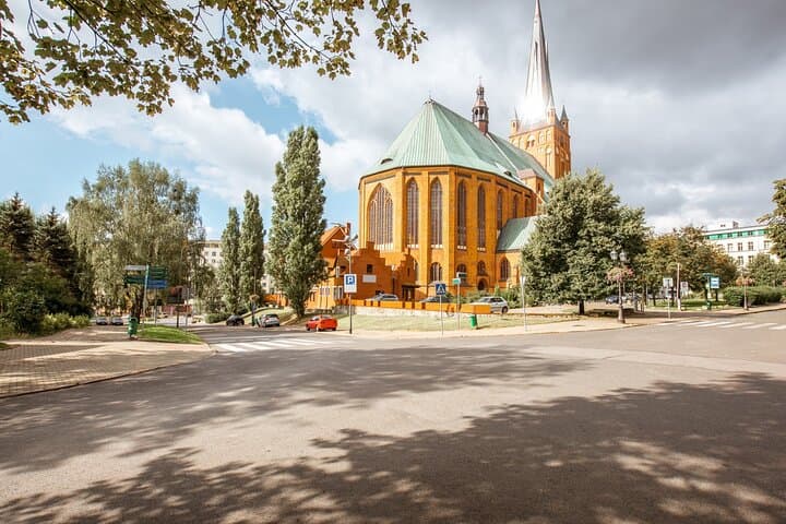 Bike Tour of Szczecin Old Town: Chrobry Embankment, Cathedral & Riverside Routes photo 6