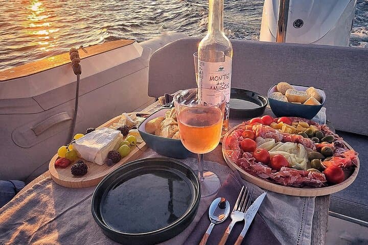 Ponta da Piedade Onboard Picnic: 2-Hour Sail & Swim from Lagos photo 6