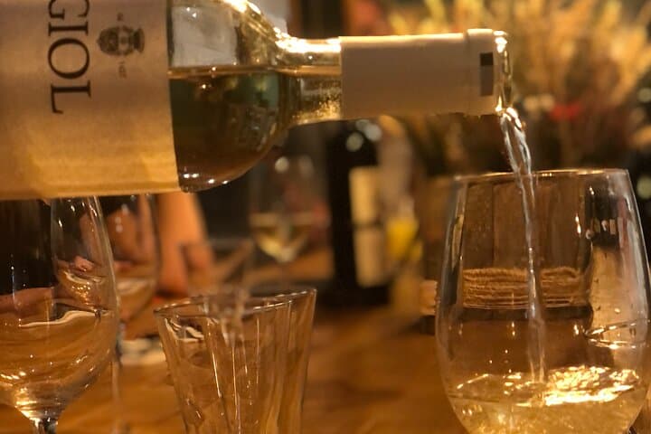 Organic Wine Tasting in Nice: Urban Warehouse Tour of France's Organic Wines photo 3