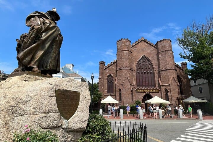 Salem Witch Tour from Boston by Train — Guided Walking Tour & Museum Entry photo 4