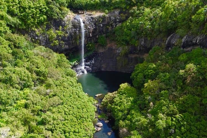 Hiking the 7 Waterfalls (Tamarind Falls) — Mauritius Day Hike with Lunch & Hotel Pickup photo 1