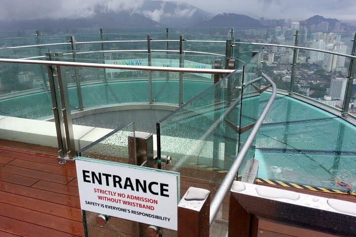 Rainbow Skywalk & Observatory Deck at The TOP Komtar Penang — 249m City Views photo 4