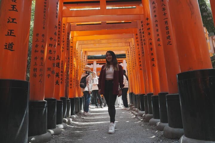 Customize Kyoto: Private 5-Hour Walking Tour of Temples, Bamboo Grove & Gion