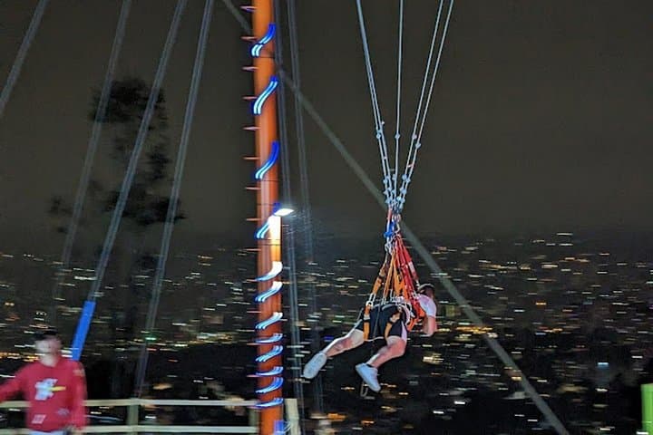 Medellín After Dark: Skyview Night at Mirador El Cielo with Pizza & Activities