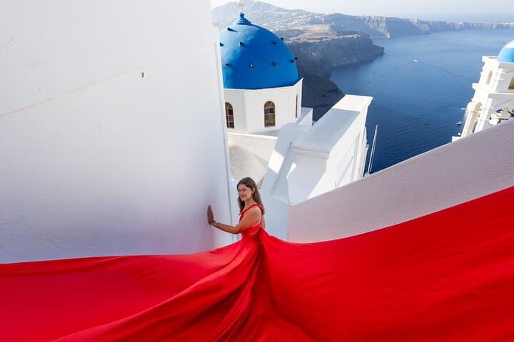 Santorini Flying-Dress Photoshoot in Oia — Private 2-Hour Photo Experience photo 6