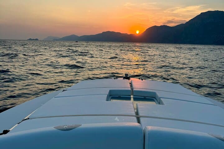 Amalfi Coast Private Sunset Motorboat Tour from Positano photo 2