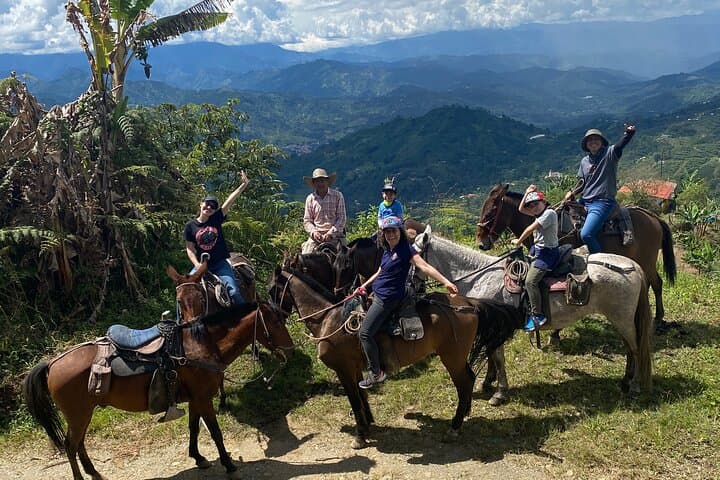 Full-Day Jardín Coffee Tour with Optional Horseback Riding from Medellín photo 2