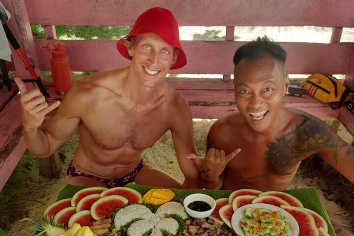 Siargao Tri-Island Tour: Daku, Guyam & Naked Island with Boodle-Fight Lunch photo 2
