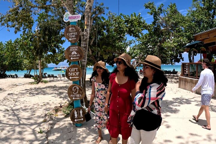 Discover the Magic of Negril: Beaches, Cliffs, and Local Finds photo 4
