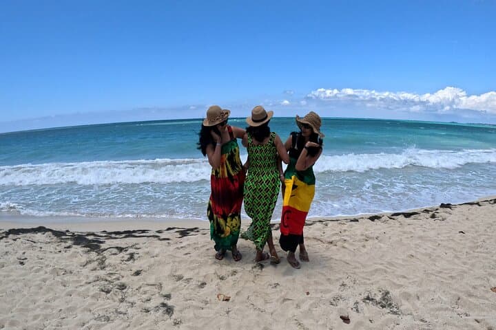 Discover the Magic of Negril: Beaches, Cliffs, and Local Finds photo 6