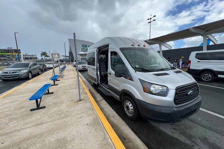 Private Minivan Airport Transfer in San Juan — Group-Friendly Luxury from SJU